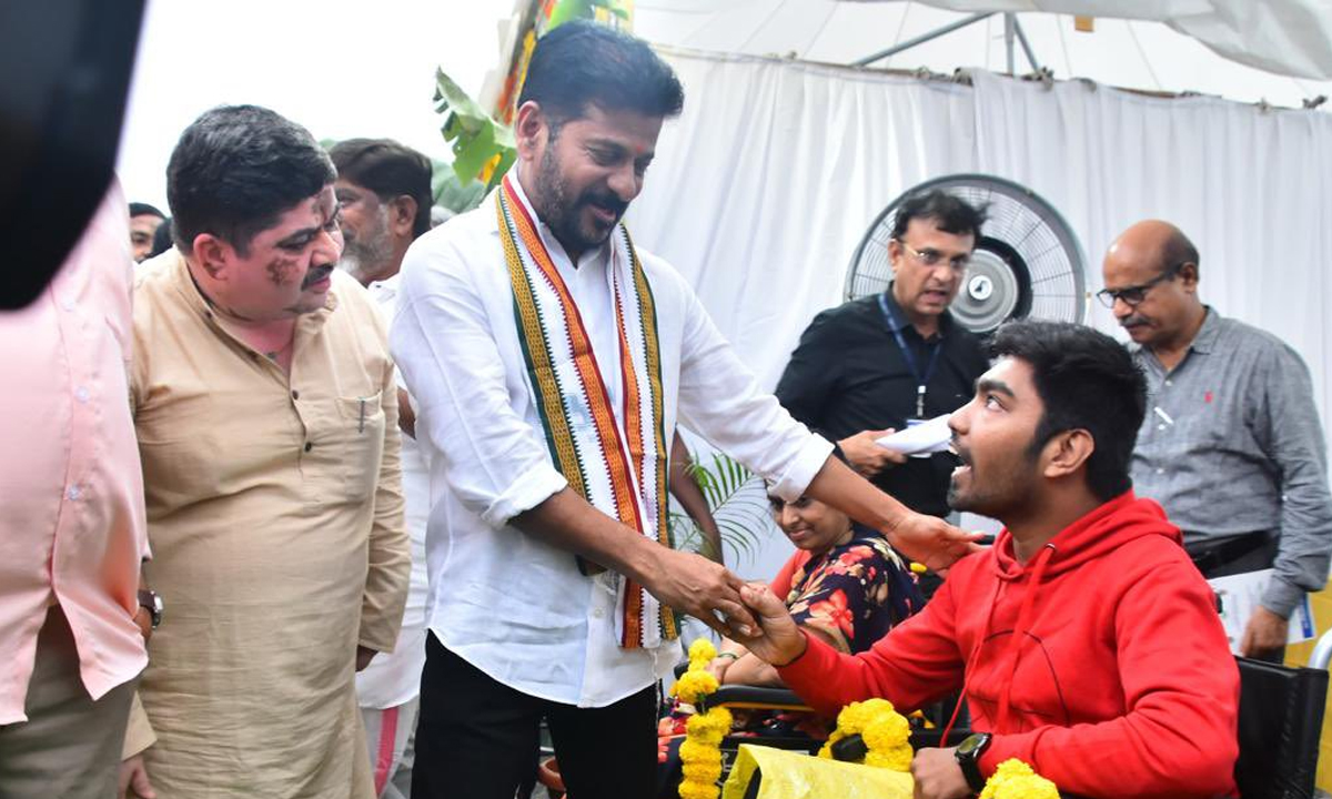 Hyderabad’s real estate : 40 నుంచి 50 వేల ఎకరాల్లో అంతర్జాతీయ నగరాలకు దీటుగా ఫ్యూచర్ సిటీ Hyderabad’s real estate : 40 నుంచి 50 వేల ఎకరాల్లో అంతర్జాతీయ నగరాలకు దీటుగా ఫ్యూచర్ సిటీ