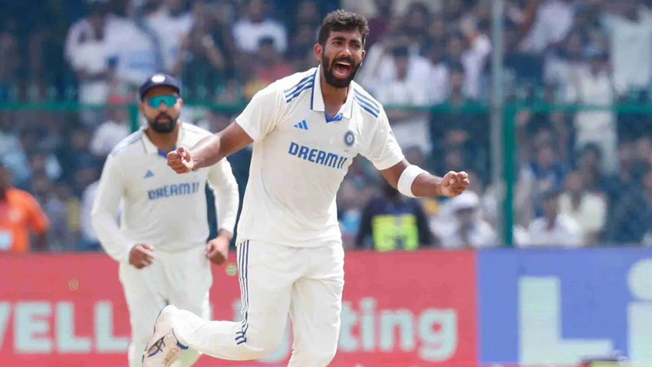 Bumrah: టీమ్ ఆఫ్ది ఇయర్ కెప్టెన్ బుమ్రా Bumrah: టీమ్ ఆఫ్ది ఇయర్ కెప్టెన్ బుమ్రా