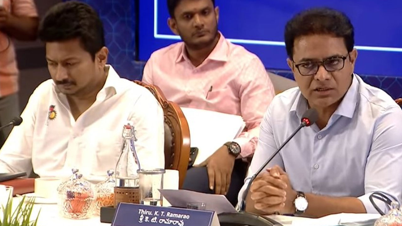 KTR: డీలిమిటేషన్.. దక్షిణాది భవిష్యత్తును కాలరాస్తుంది KTR: డీలిమిటేషన్.. దక్షిణాది భవిష్యత్తును కాలరాస్తుంది