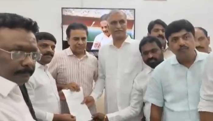 Teenmar Mallanna Meets KTR: కేటీఆర్, హరీష్ రావులతో.. ఎమ్మెల్సీ తీన్మార్ మల్లన్న భేటీ! Teenmar Mallanna Meets KTR: కేటీఆర్, హరీష్ రావులతో.. ఎమ్మెల్సీ తీన్మార్ మల్లన్న భేటీ!