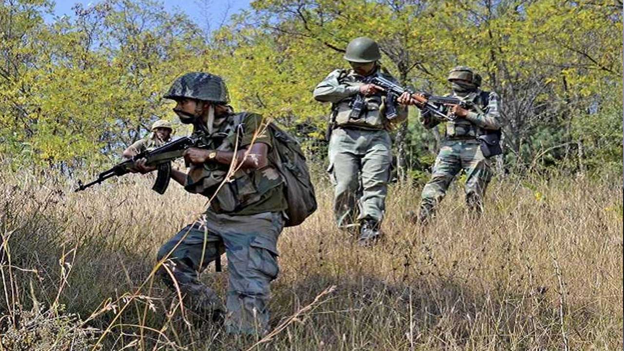 Chhattisgarh Encounter: చత్తీస్ గఢ్ లో మరో భారీ ఎన్ కౌంటర్..20మంది మావోయిస్టుల మృతి Chhattisgarh Encounter: చత్తీస్ గఢ్ లో మరో భారీ ఎన్ కౌంటర్..20మంది మావోయిస్టుల మృతి