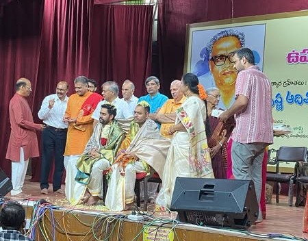 ఆదిత్య, శశాంక్లకు ఉషశ్రీ సంస్కృతి పురస్కారం ! ఆదిత్య, శశాంక్లకు ఉషశ్రీ సంస్కృతి పురస్కారం !