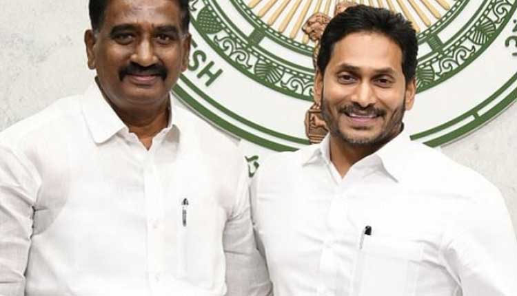 Shock For YSRCP: వైసీపీకి మరో షాక్ Shock For YSRCP: వైసీపీకి మరో షాక్