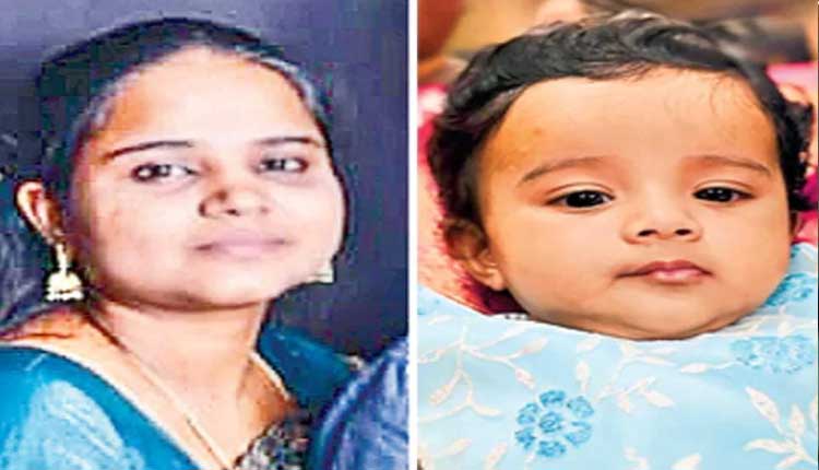Mother Killed Her Child: భర్త అనుమానిస్తున్నాడని కన్న బిడ్డను కడతేర్చిన కసాయి తల్లి Mother Killed Her Child: భర్త అనుమానిస్తున్నాడని కన్న బిడ్డను కడతేర్చిన కసాయి తల్లి