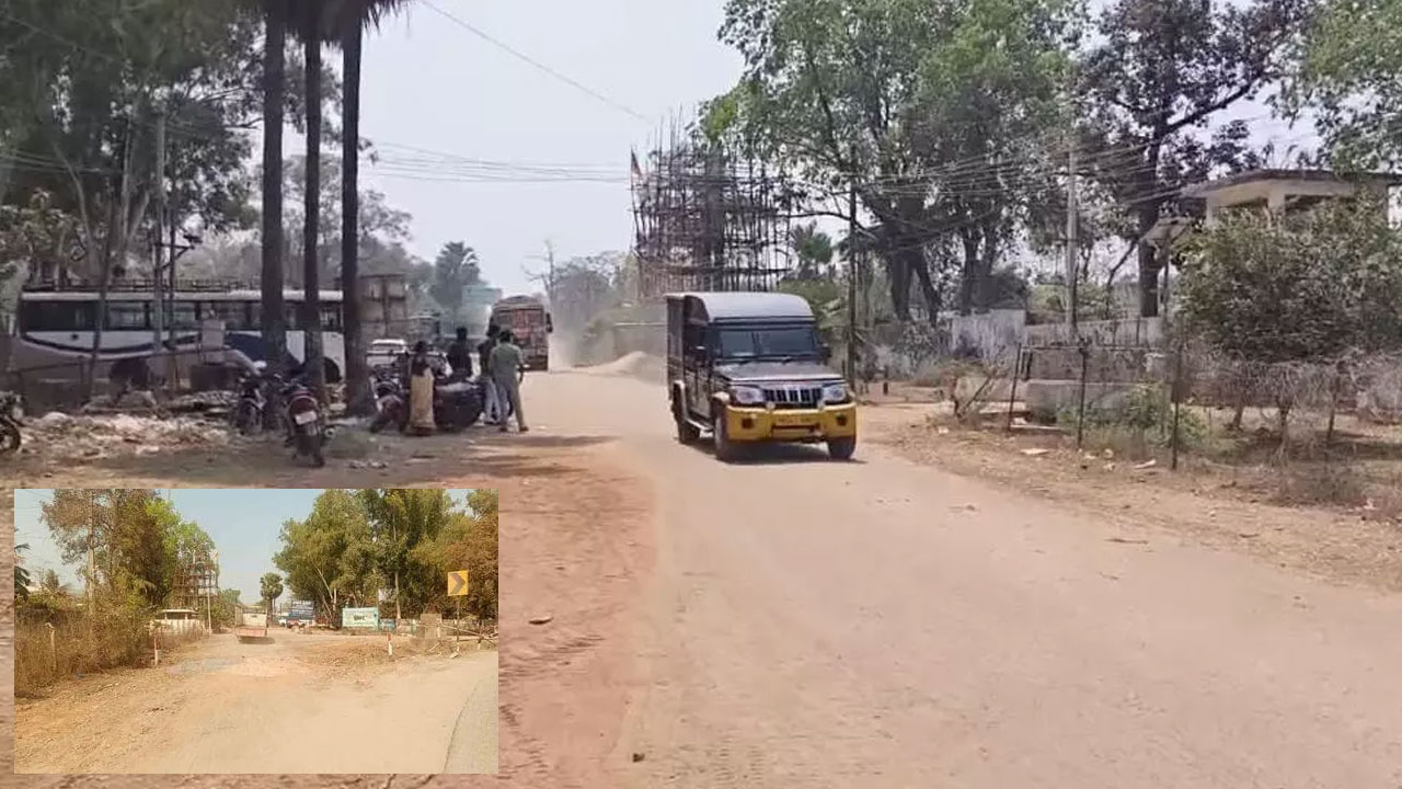 Eturnagaram | ఏటూరునాగారం: 25 ఏండ్ల తర్వాత.. NH-163 రోడ్డు ఓపెన్ Eturnagaram | ఏటూరునాగారం: 25 ఏండ్ల తర్వాత.. NH-163 రోడ్డు ఓపెన్