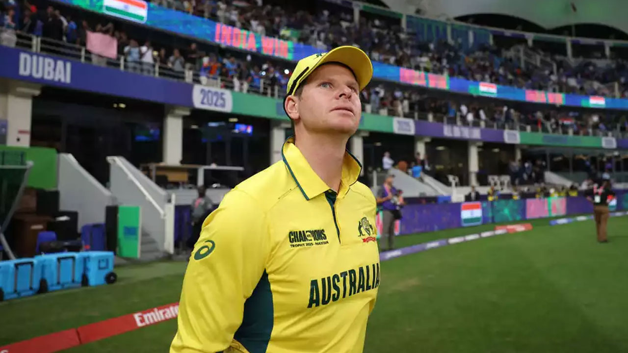 Steve Smith: వన్డేలకు అసీస్ స్టార్ బ్యాటర్ స్టీవ్ స్మిత్ గుడ్ బై! Steve Smith: వన్డేలకు అసీస్ స్టార్ బ్యాటర్ స్టీవ్ స్మిత్ గుడ్ బై!
