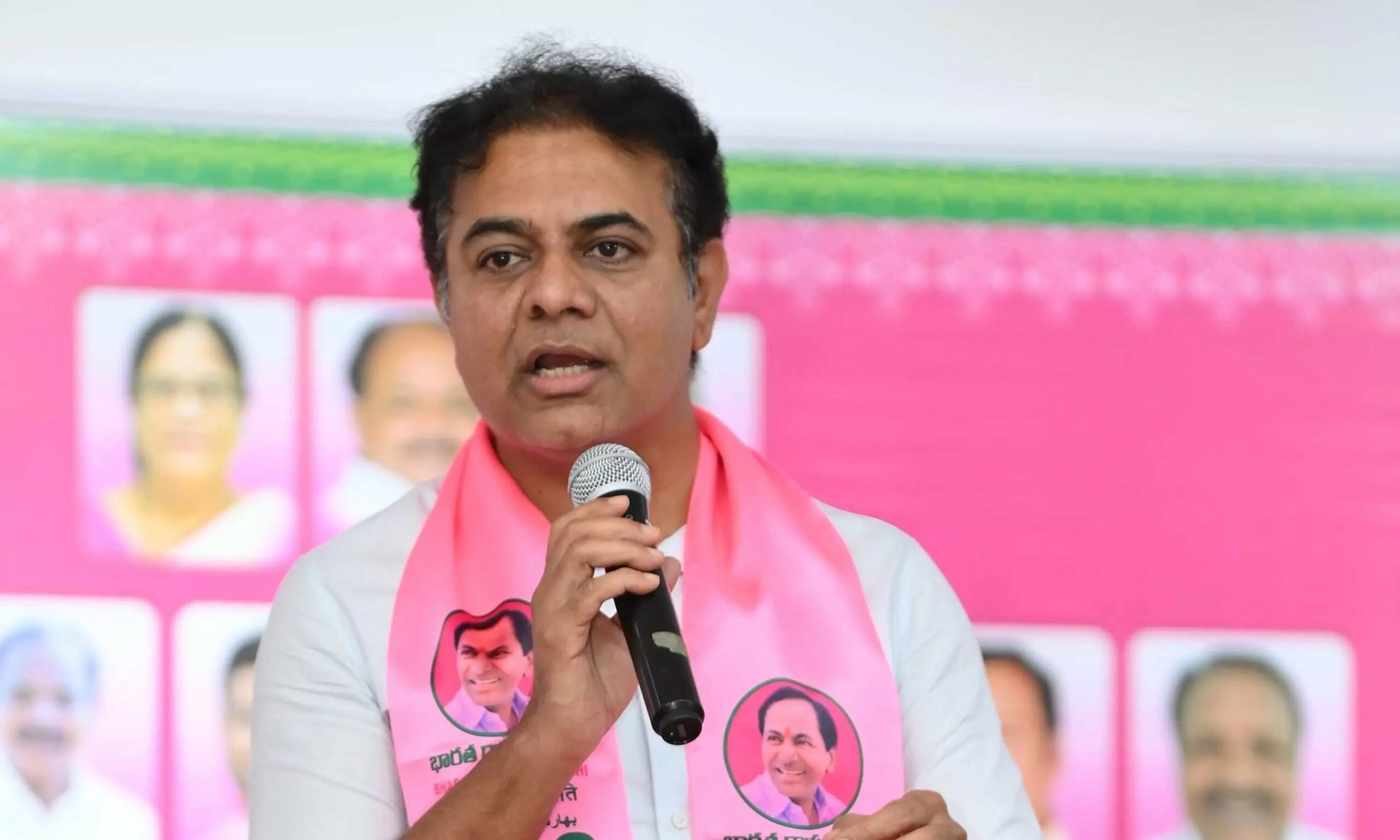 KTR | జూబ్లీహిల్స్ నుంచే బీఆర్ఎస్ జైత్రయాత్ర ప్రారంభం : బీఆర్ఎస్ వర్కింగ్ ప్రెసిడెంట్ కేటీఆర్ KTR | జూబ్లీహిల్స్ నుంచే బీఆర్ఎస్ జైత్రయాత్ర ప్రారంభం : బీఆర్ఎస్ వర్కింగ్ ప్రెసిడెంట్ కేటీఆర్