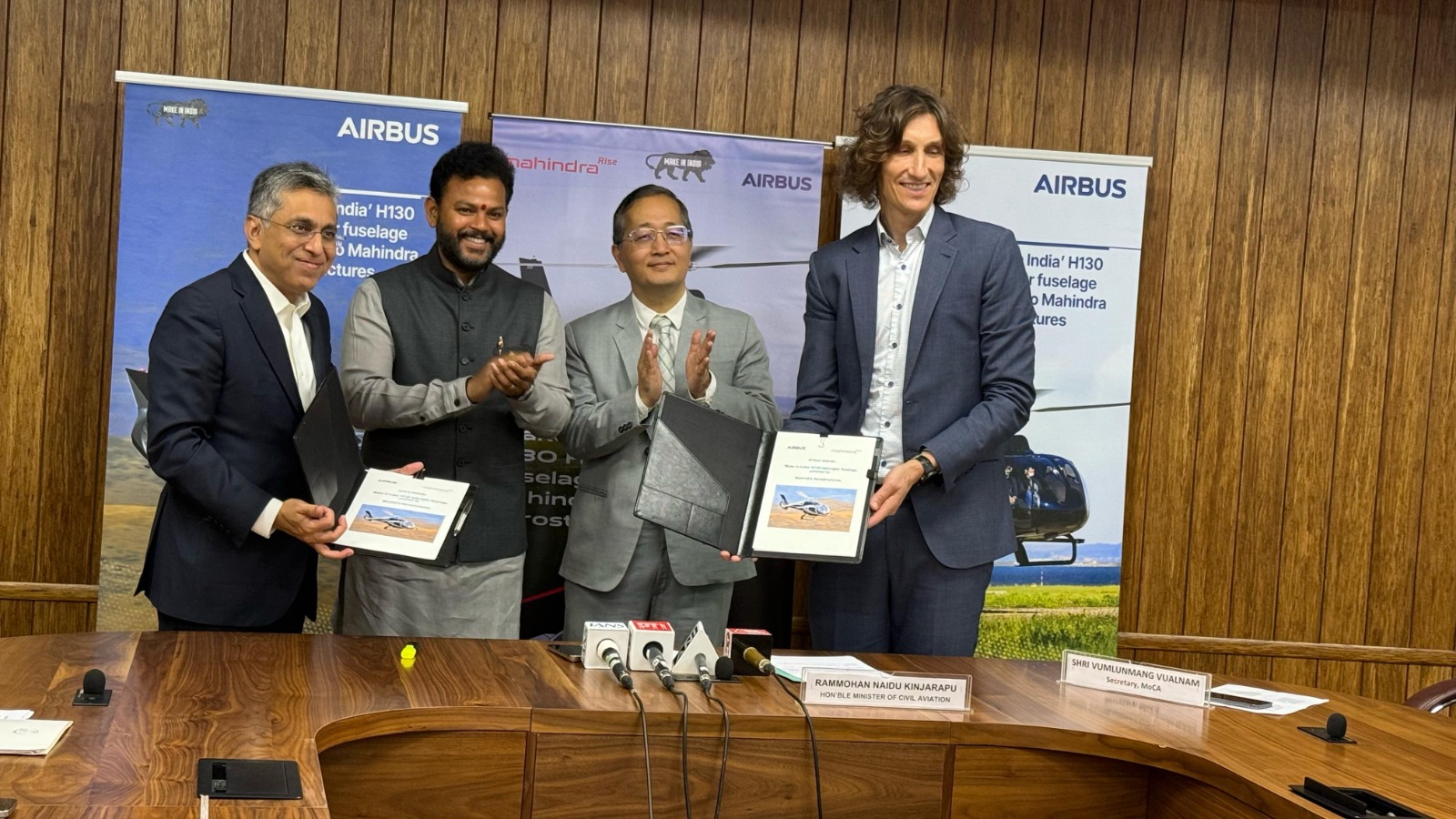 Aviation: మేక్ ఇన్ ఇండియాకు తోడ్పాటు.. కేంద్ర మంత్రి సమక్షంలో భారీ ఒప్పందం Aviation: మేక్ ఇన్ ఇండియాకు తోడ్పాటు.. కేంద్ర మంత్రి సమక్షంలో భారీ ఒప్పందం