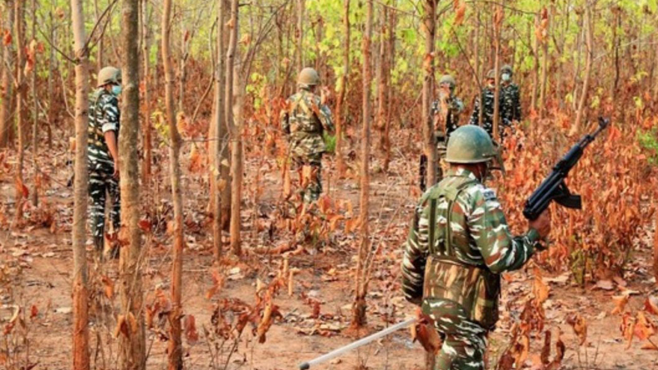 operation-kagar | కర్రెగుట్టల్లో క్షణక్షణం.. టెన్షన్ టెన్షన్! operation-kagar | కర్రెగుట్టల్లో క్షణక్షణం.. టెన్షన్ టెన్షన్!