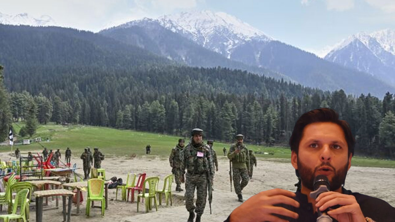 Pahalgam Attack | మీ మిలిటరీ అసమర్థత వల్లే పహల్గామ్ దాడి: పాక్ క్రికెట్ మాజీ కెప్టెన్ అఫ్రిదీ Pahalgam Attack | మీ మిలిటరీ అసమర్థత వల్లే పహల్గామ్ దాడి: పాక్ క్రికెట్ మాజీ కెప్టెన్ అఫ్రిదీ