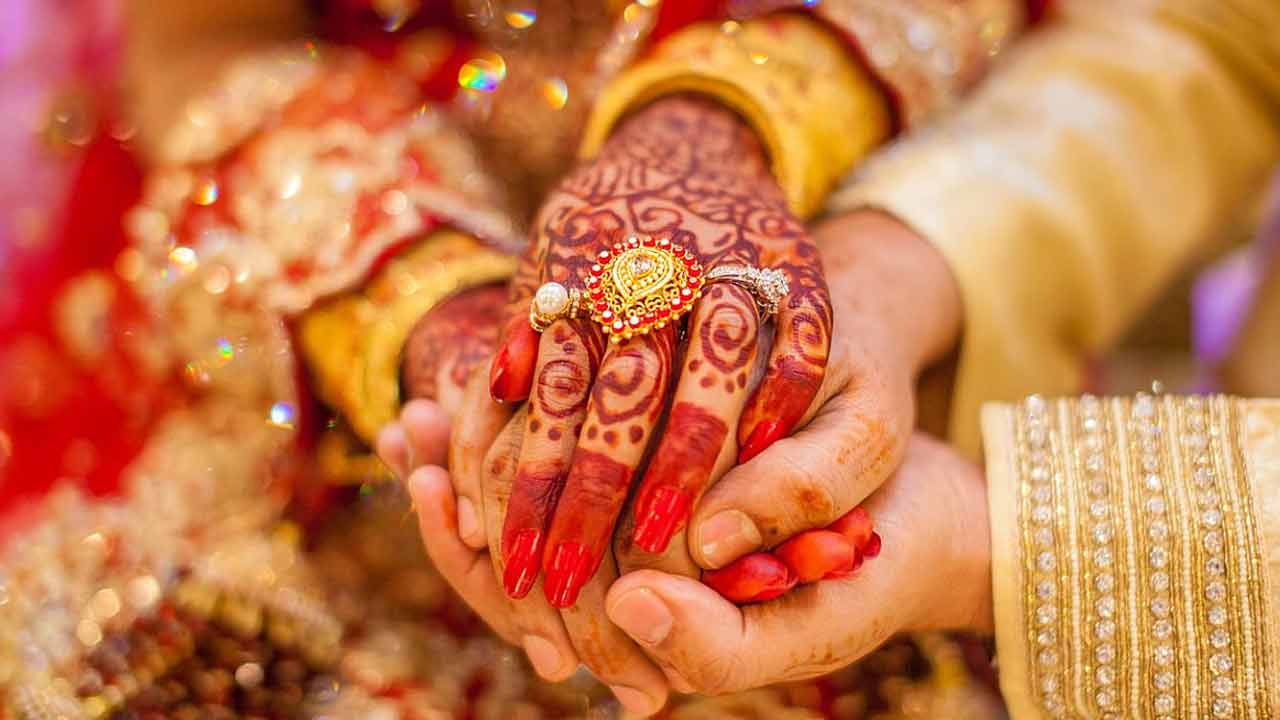 Second Marriage | రెండో పెళ్లికి ఈ ఐదు రాశుల వారు ఆసక్తి చూపిస్తారట..! మరి మీ రాశి ఉందా..? Second Marriage | రెండో పెళ్లికి ఈ ఐదు రాశుల వారు ఆసక్తి చూపిస్తారట..! మరి మీ రాశి ఉందా..?