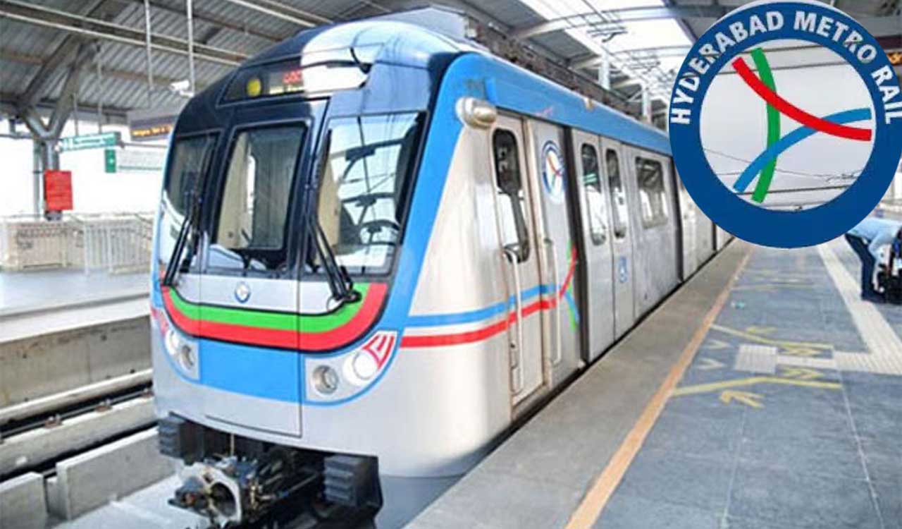 Hyderabad Metro Fares: రేపటి నుంచి హైదరాబాద్ మెట్రో ఛార్జీల తగ్గింపు Hyderabad Metro Fares: రేపటి నుంచి హైదరాబాద్ మెట్రో ఛార్జీల తగ్గింపు