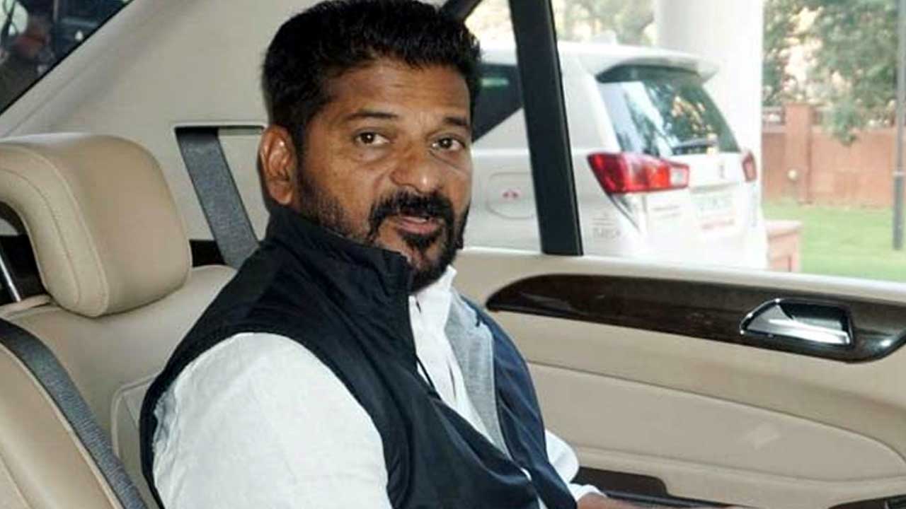 CM Revanth Reddy: సీఎం రేవంత్ రెడ్డి ఢిల్లీ పర్యటన వాయిదా! CM Revanth Reddy: సీఎం రేవంత్ రెడ్డి ఢిల్లీ పర్యటన వాయిదా!