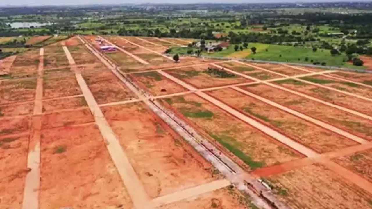 land values revision | తెలంగాణలో భారీగా పెరగనున్న భూముల ధరలు! అమలు ఎప్పటినుంచంటే.. land values revision | తెలంగాణలో భారీగా పెరగనున్న భూముల ధరలు! అమలు ఎప్పటినుంచంటే..