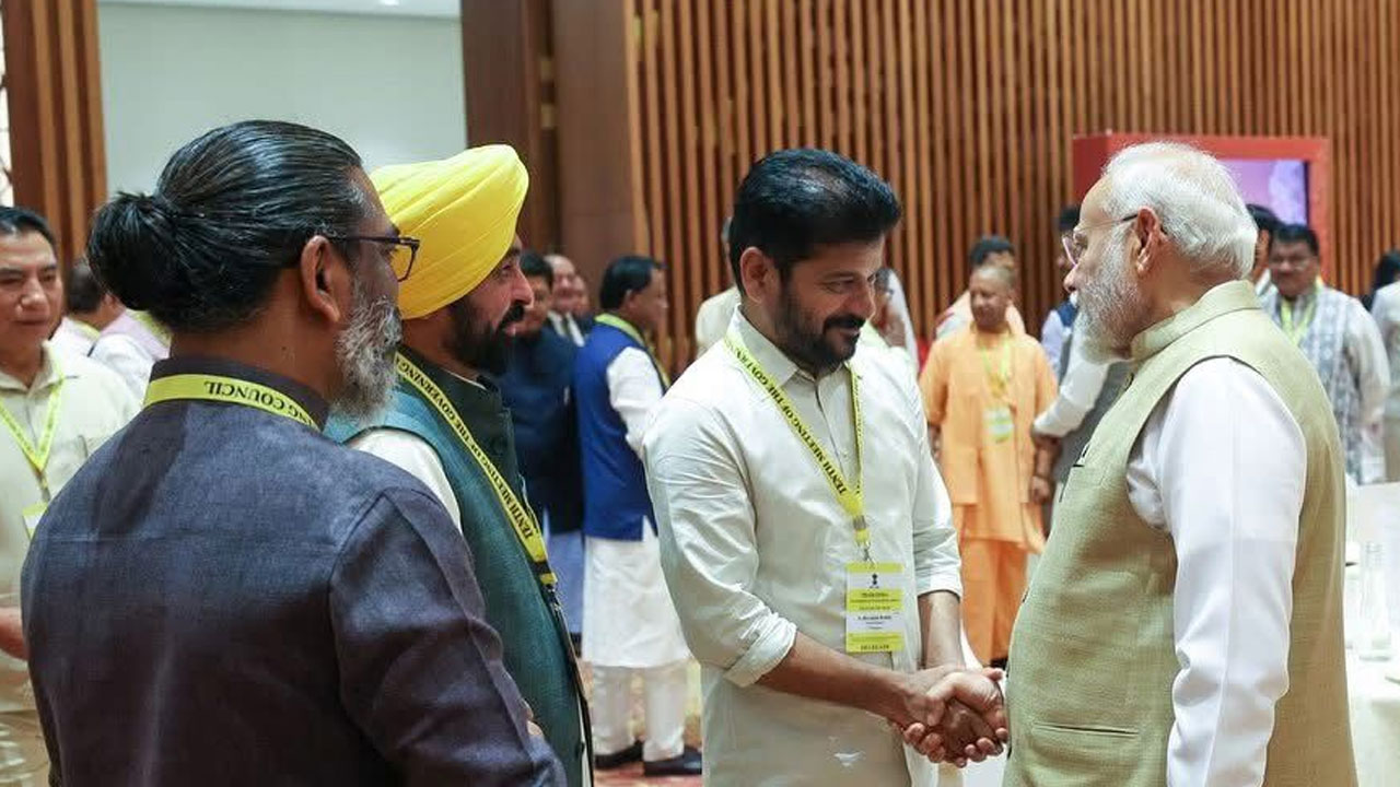 CM With PM | యూపీ, తమిళనాడు, ఏపీ తరహాలో మాకూ ప్రోత్సాహం ఇవ్వండి CM With PM | యూపీ, తమిళనాడు, ఏపీ తరహాలో మాకూ ప్రోత్సాహం ఇవ్వండి