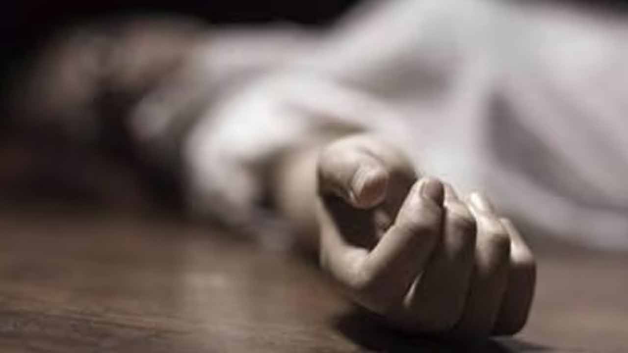 Woman Murder | ఆ అత్తమామలు మానవ మృగాలు.. పిల్లలు పుట్టలేదని కోడలిని చంపేశారు.. Woman Murder | ఆ అత్తమామలు మానవ మృగాలు.. పిల్లలు పుట్టలేదని కోడలిని చంపేశారు..