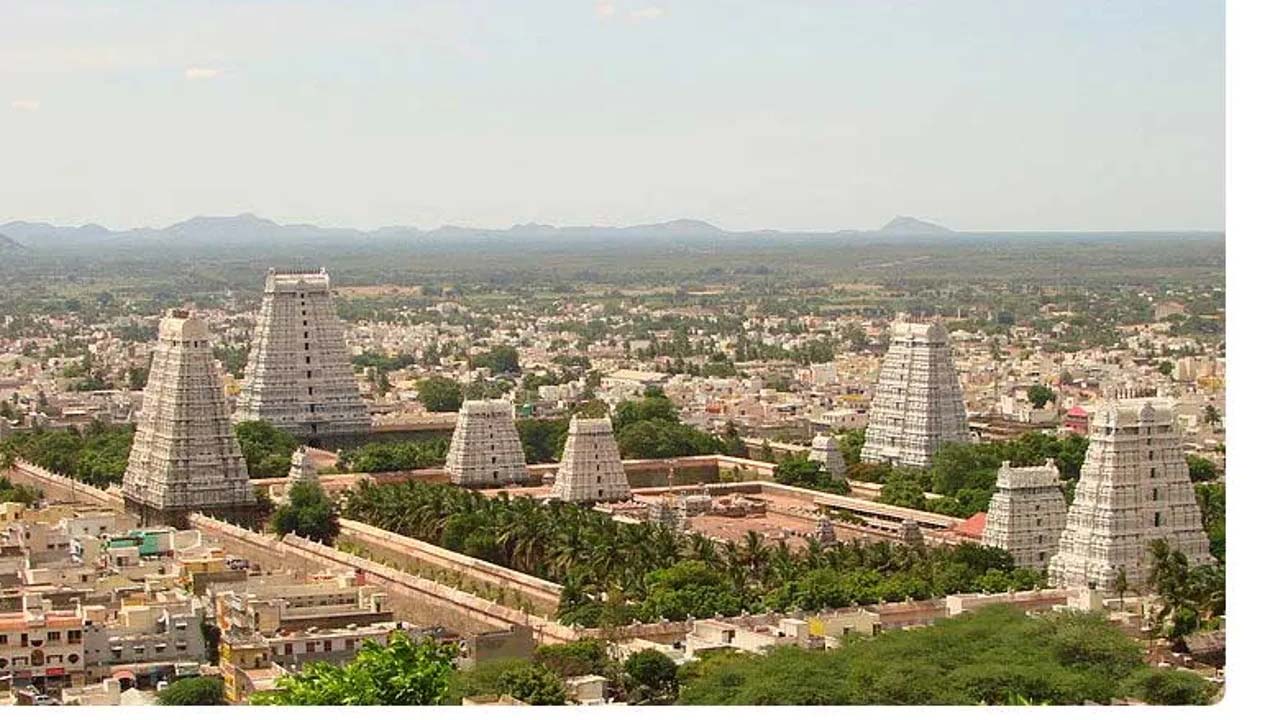Arunachalam Tour: అరుణాచలం యాత్రకు వెళ్తున్నారా… ఈ విషయాలు తప్పక తెలుసుకోండి.. Arunachalam Tour: అరుణాచలం యాత్రకు వెళ్తున్నారా… ఈ విషయాలు తప్పక తెలుసుకోండి..