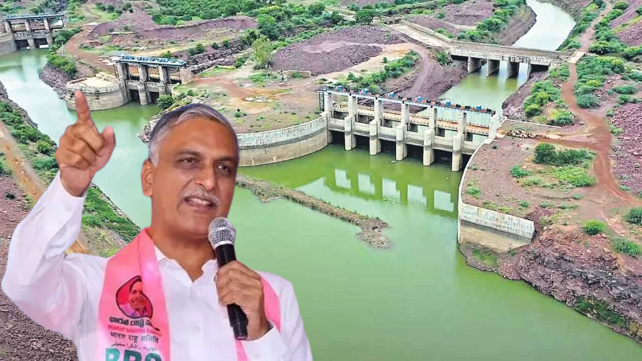 Banakacharla Project | బనకచర్లతో ఏపీ జలదోపిడీ నిజం.. కాంగ్రెస్ మౌనం.. మళ్లీ బీజేపీ ద్రోహం : హరీష్ రావు Banakacharla Project | బనకచర్లతో ఏపీ జలదోపిడీ నిజం.. కాంగ్రెస్ మౌనం.. మళ్లీ బీజేపీ ద్రోహం : హరీష్ రావు