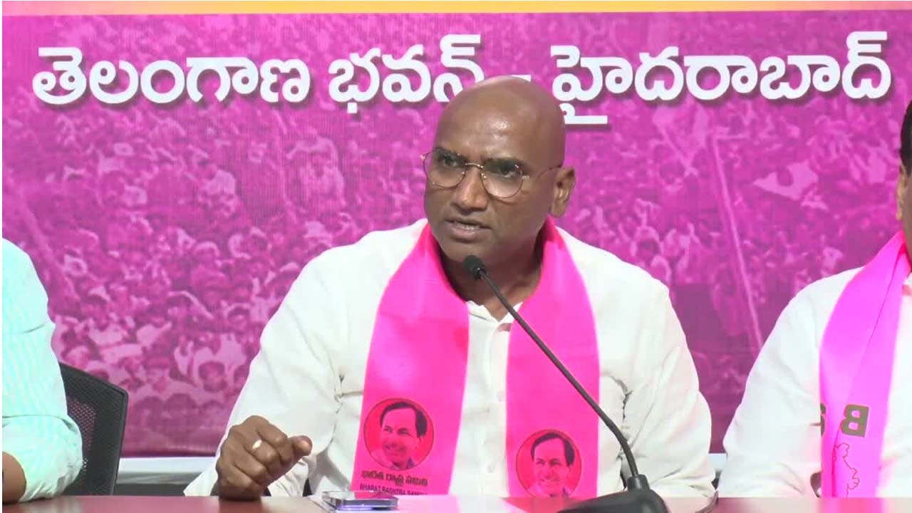 Rs praveen kumar: గాంధీభవన్లో ఎఫ్ఐఆర్లు.. బీఆర్ఎస్ నేత ఆరోపణ Rs praveen kumar: గాంధీభవన్లో ఎఫ్ఐఆర్లు.. బీఆర్ఎస్ నేత ఆరోపణ