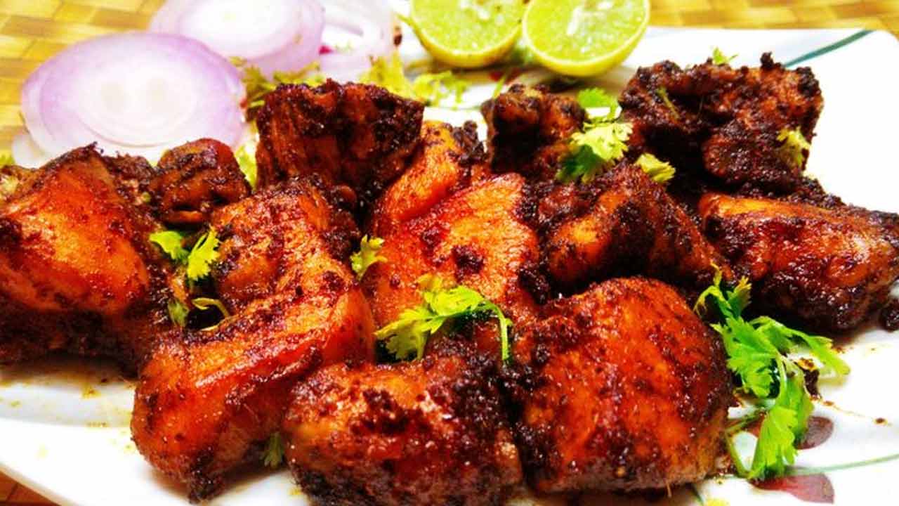 Chicken Fry | బ్యాచిలర్స్ స్పెషల్ ‘చికెన్ వేపుడు’.. ట్రై చేయండిలా.. టేస్ట్ అదిరిపోద్ది.. Chicken Fry | బ్యాచిలర్స్ స్పెషల్ ‘చికెన్ వేపుడు’.. ట్రై చేయండిలా.. టేస్ట్ అదిరిపోద్ది..