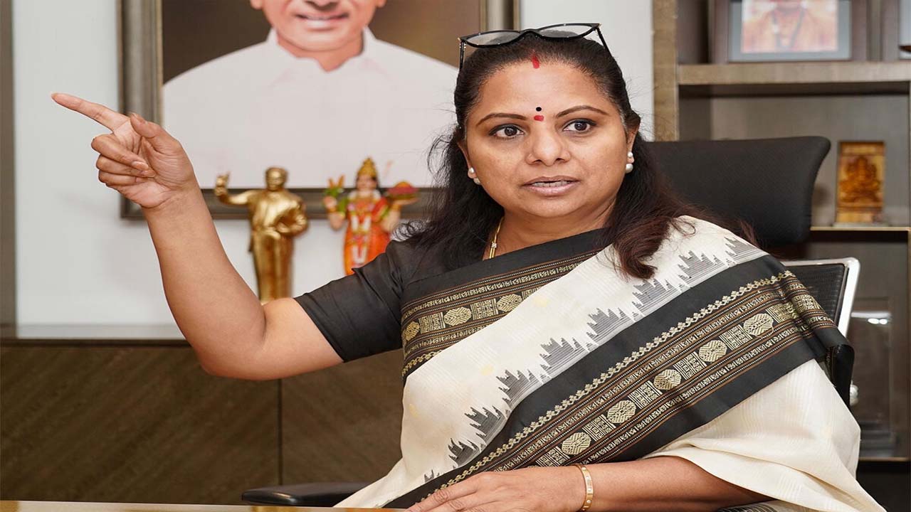 Kavitha : కేసీఆర్ కు ఏఐజీలో జరుగుతున్న చికిత్స ఇదే : కవిత Kavitha : కేసీఆర్ కు ఏఐజీలో జరుగుతున్న చికిత్స ఇదే : కవిత