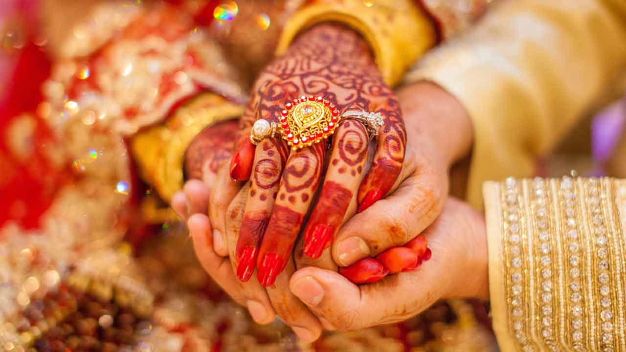 Marriage Age | పెళ్లికి పర్ఫెక్ట్ ఏజ్ తెలుసా..? ఈ ఐదింటిలో ఏ వయసు సరైంది..? Marriage Age | పెళ్లికి పర్ఫెక్ట్ ఏజ్ తెలుసా..? ఈ ఐదింటిలో ఏ వయసు సరైంది..?