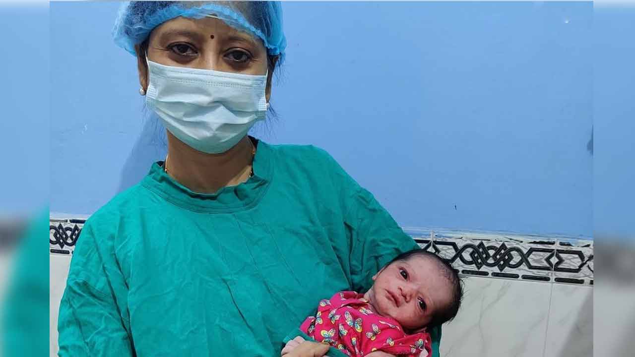 Doctor Shipra Dhar | ఆమె డాక్టర్ కాదు దేవత.. 500 డెలివరీలు ఉచితం Doctor Shipra Dhar | ఆమె డాక్టర్ కాదు దేవత.. 500 డెలివరీలు ఉచితం