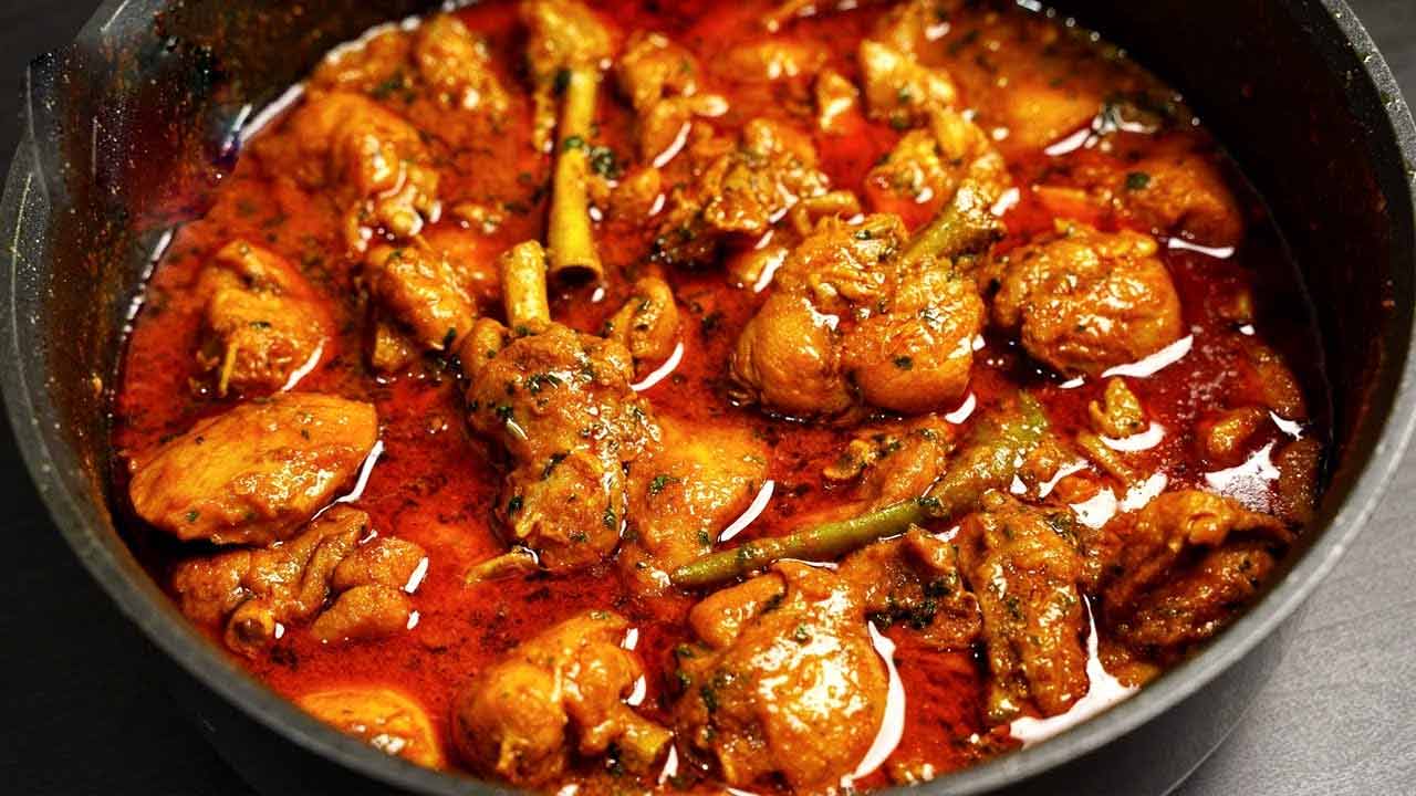 Spicy Chicken Curry | పల్లెటూరి స్టైల్లో స్పైసీ చికెన్ కర్రీ.. టెస్ట్ అదిరిపొద్ది.. ఈ సండే ట్రై చేయండి.. Spicy Chicken Curry | పల్లెటూరి స్టైల్లో స్పైసీ చికెన్ కర్రీ.. టెస్ట్ అదిరిపొద్ది.. ఈ సండే ట్రై చేయండి..