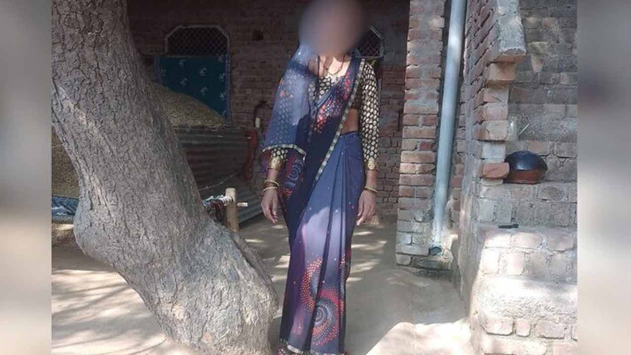 Woman Murder | కట్నంగా బర్రెను తీసుకురాలేదని.. ప్రయివేటు భాగాల్లో ఇనుప రాడ్లతో దాడి Woman Murder | కట్నంగా బర్రెను తీసుకురాలేదని.. ప్రయివేటు భాగాల్లో ఇనుప రాడ్లతో దాడి