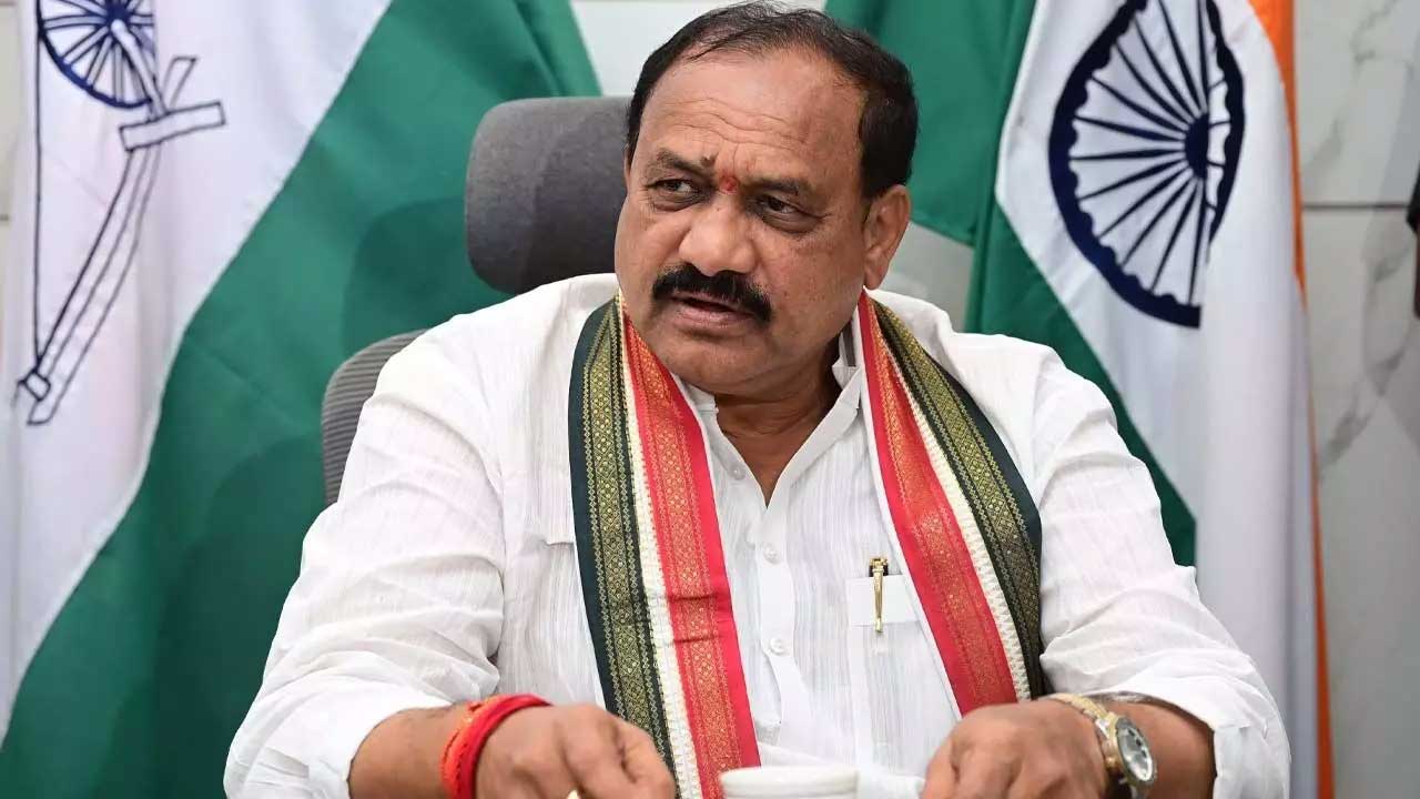 Mahesh Kumar Goud| ఉమ్మడి జిల్లాల కాంగ్రెస్ ఇంచార్జిల నియమించిన టీపీసీసీ చీఫ్ మహేష్ కుమార్ గౌడ్ Mahesh Kumar Goud| ఉమ్మడి జిల్లాల కాంగ్రెస్ ఇంచార్జిల నియమించిన టీపీసీసీ చీఫ్ మహేష్ కుమార్ గౌడ్