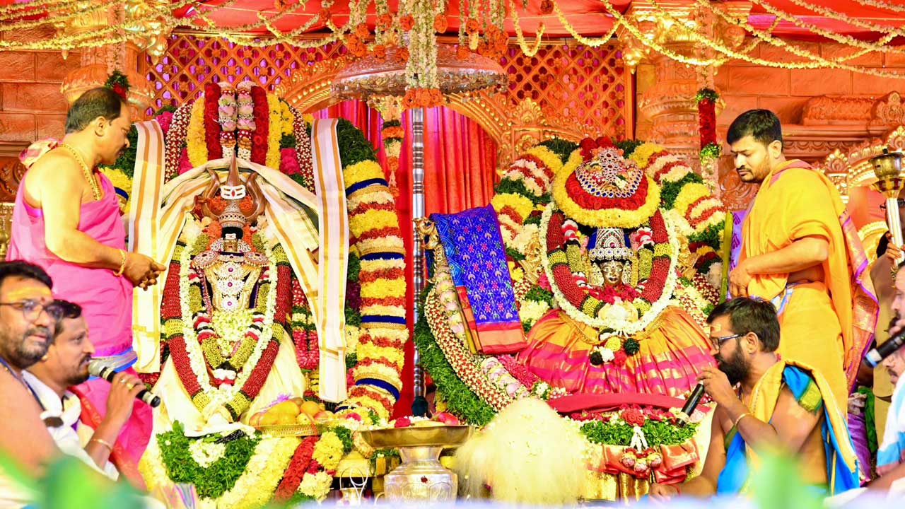 Balkampet Yellamma| ఘనంగా బల్కంపేట ఎల్లమ్మ కల్యాణోత్సవం Balkampet Yellamma| ఘనంగా బల్కంపేట ఎల్లమ్మ కల్యాణోత్సవం