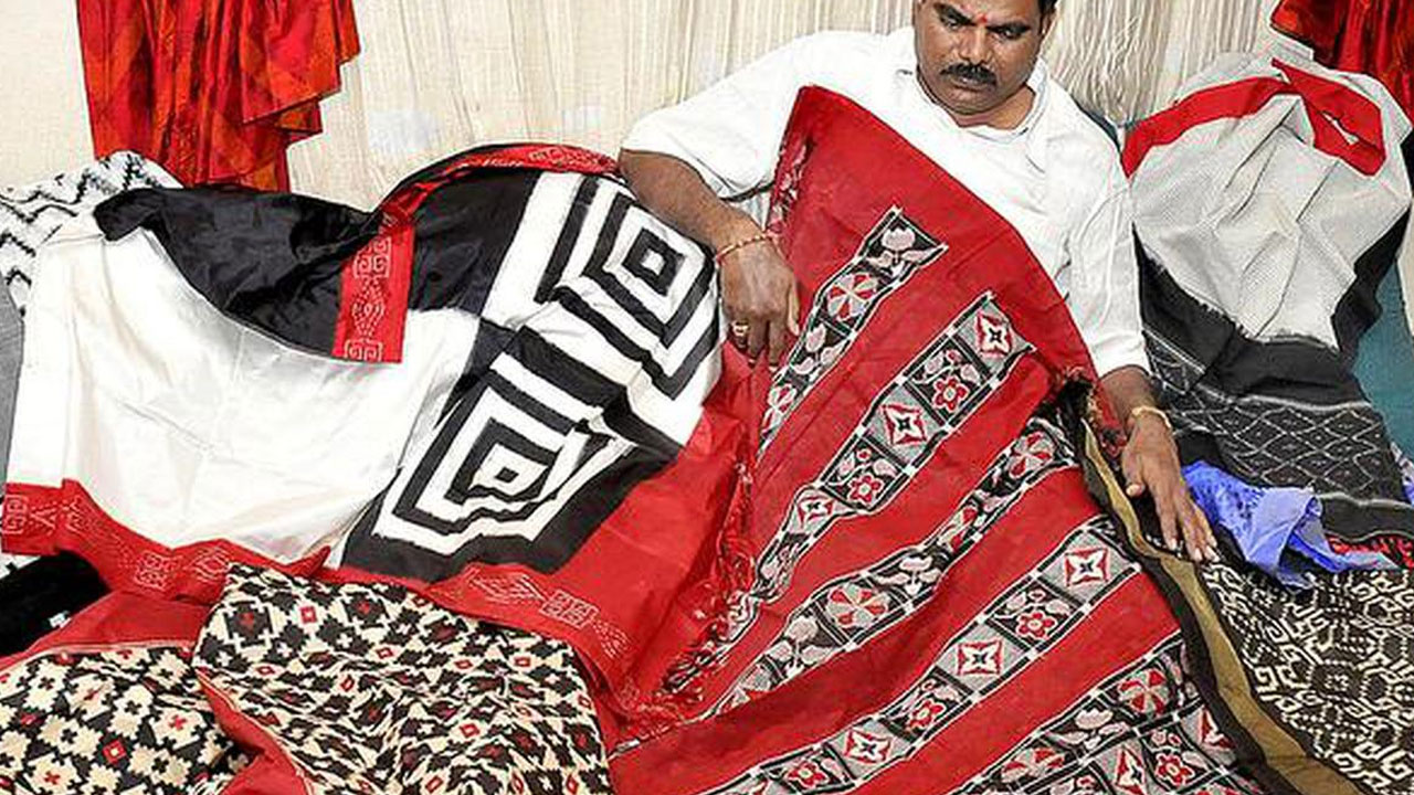 telangana handloom workers national award | తెలంగాణ చేనేత కార్మికులకు కేంద్ర పురస్కారాలు telangana handloom workers national award | తెలంగాణ చేనేత కార్మికులకు కేంద్ర పురస్కారాలు