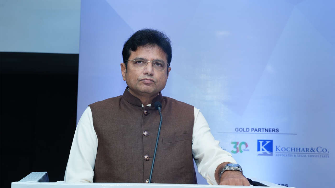 పొన్నం ప్రభాకర్ పై గంగుల వ్యాఖ్యలు: అభ్యంతరం తెలిపిన శ్రీధర్ బాబు పొన్నం ప్రభాకర్ పై గంగుల వ్యాఖ్యలు: అభ్యంతరం తెలిపిన శ్రీధర్ బాబు