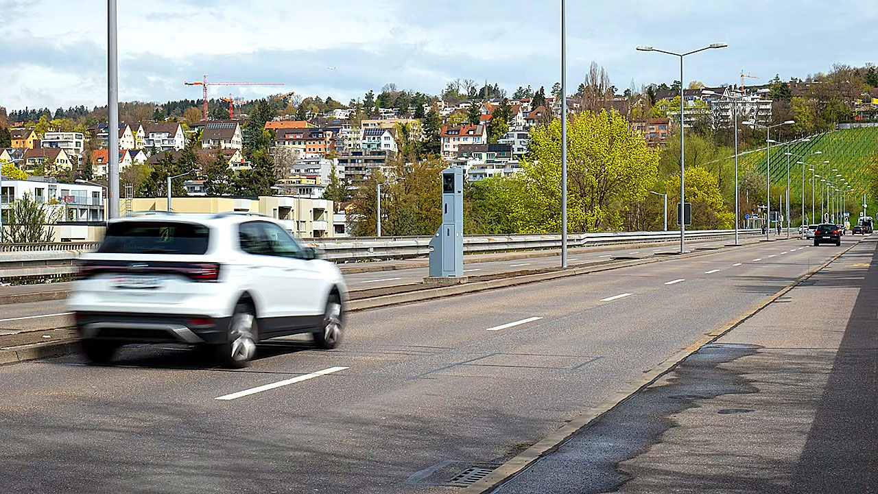 Switzerland Speeding Fine | అతివేగానికి.. ‘షాకింగ్’ జరిమానా.. ఎంతో తెలుసా? Switzerland Speeding Fine | అతివేగానికి.. ‘షాకింగ్’ జరిమానా.. ఎంతో తెలుసా?