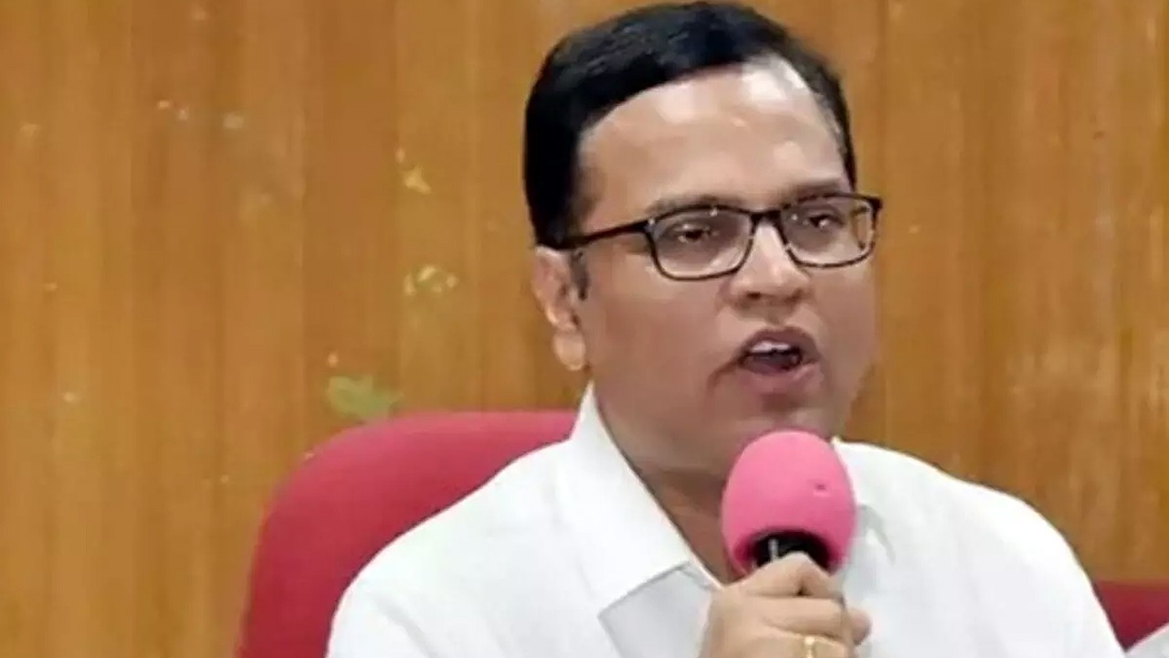 Telangana CS | తెలంగాణ సిఎస్ పదవీకాలం మరో 7 నెలలు పొడిగింపు Telangana CS | తెలంగాణ సిఎస్ పదవీకాలం మరో 7 నెలలు పొడిగింపు