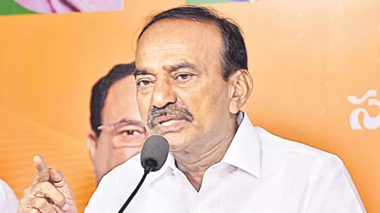 బీజేపీ ఎంపీ ఈటల : మీరు ఓడితేనే ఓట్ల చోరీ జరిగినట్లా బీజేపీ ఎంపీ ఈటల : మీరు ఓడితేనే ఓట్ల చోరీ జరిగినట్లా