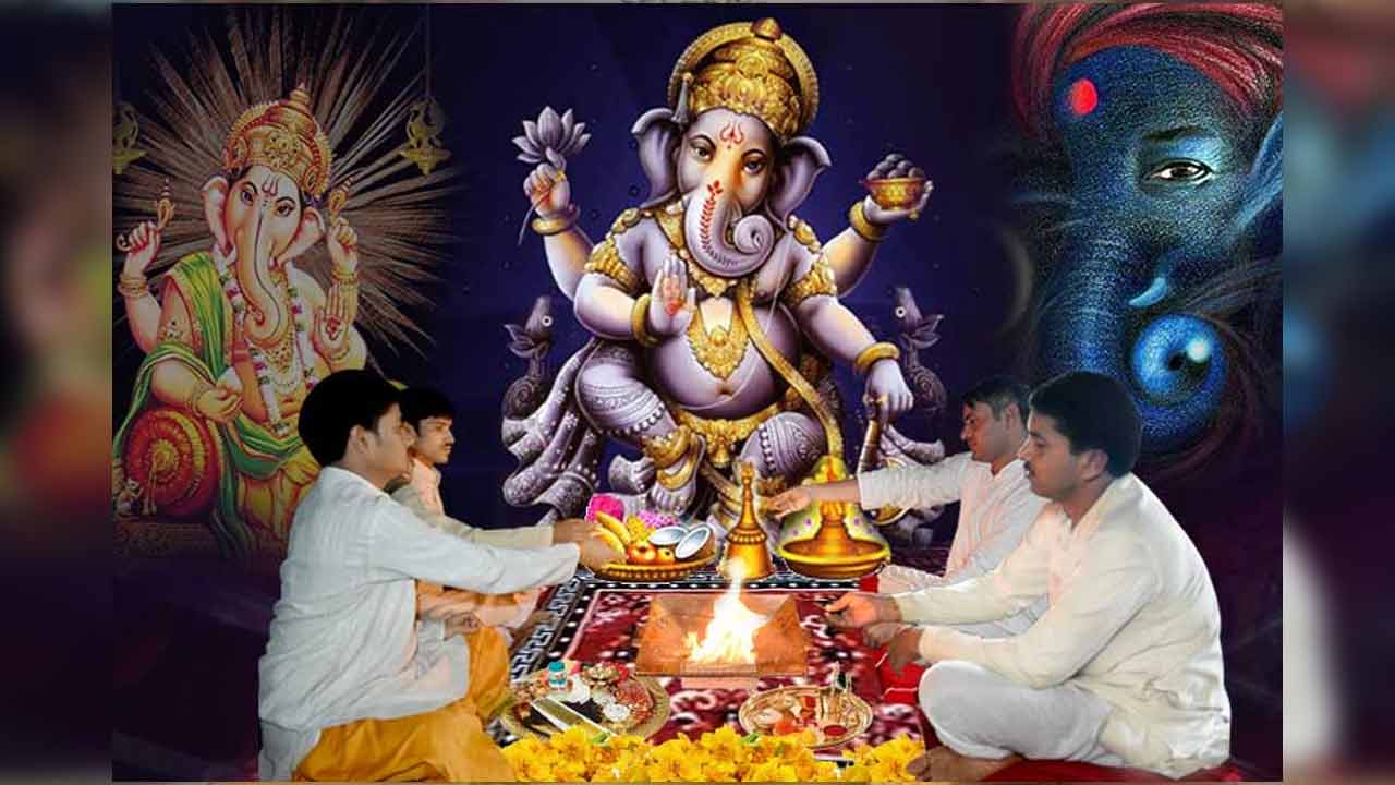 Ganesh Chaturthi Puja Timings | రేపే కొలువుదీరనున్న గణనాథులు.. విఘ్నేశ్వరుడి పూజకు శుభ సమయమిదే..! Ganesh Chaturthi Puja Timings | రేపే కొలువుదీరనున్న గణనాథులు.. విఘ్నేశ్వరుడి పూజకు శుభ సమయమిదే..!