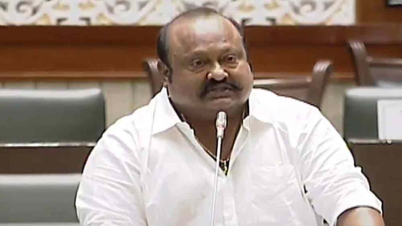 42శాతం అమలు శాస్త్రీయంగా చేయాలి: మాజీ మంత్రి గంగుల 42శాతం అమలు శాస్త్రీయంగా చేయాలి: మాజీ మంత్రి గంగుల