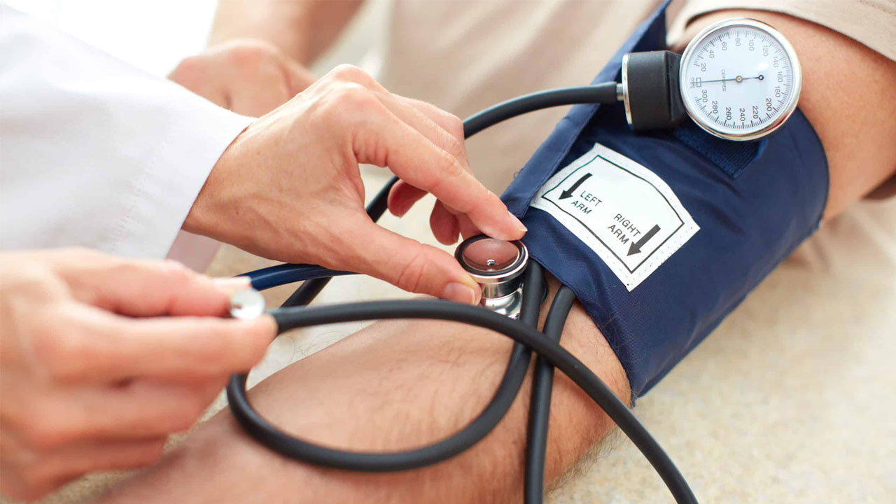 High Blood Pressure | ఇలా చేస్తే సహజంగానే అదుపులోకి బీపీ High Blood Pressure | ఇలా చేస్తే సహజంగానే అదుపులోకి బీపీ