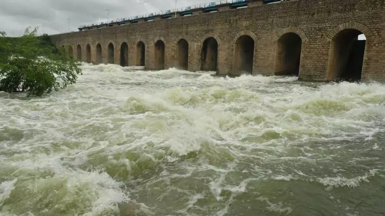 జంట జలాశయాలకు జలకళ జంట జలాశయాలకు జలకళ