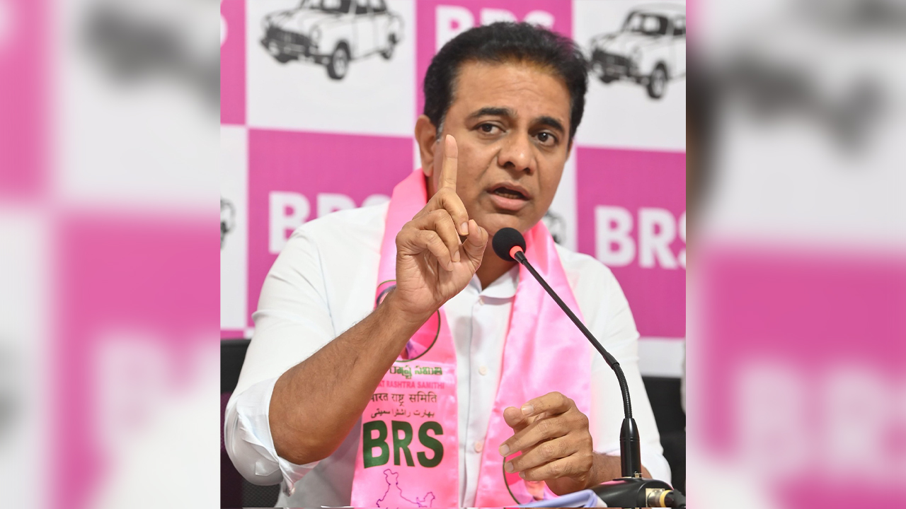 కేటీఆర్ : కాంగ్రెస్ పాలనలో తెలంగాణ ఆర్థిక వ్యవస్థ పతనం కేటీఆర్ : కాంగ్రెస్ పాలనలో తెలంగాణ ఆర్థిక వ్యవస్థ పతనం