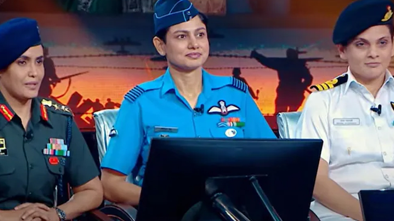 Kaun Banega Crorepati | `కౌన్ బనేగా కరోడ్ పతి’ షోలో ఆపరేషన్ సిందూర్ మహిళా ఆర్మీ అధికారులు! Kaun Banega Crorepati | `కౌన్ బనేగా కరోడ్ పతి’ షోలో ఆపరేషన్ సిందూర్ మహిళా ఆర్మీ అధికారులు!