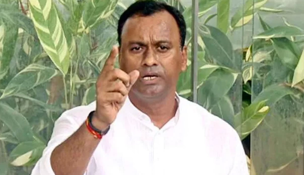 సీఎం భాష తీరు మార్చుకోవాలి..సీఎం రేవంత్ రెడ్డిపై ఎమ్మెల్యే రాజగోపాల్ రెడ్డి ఫైర్ సీఎం భాష తీరు మార్చుకోవాలి..సీఎం రేవంత్ రెడ్డిపై ఎమ్మెల్యే రాజగోపాల్ రెడ్డి ఫైర్