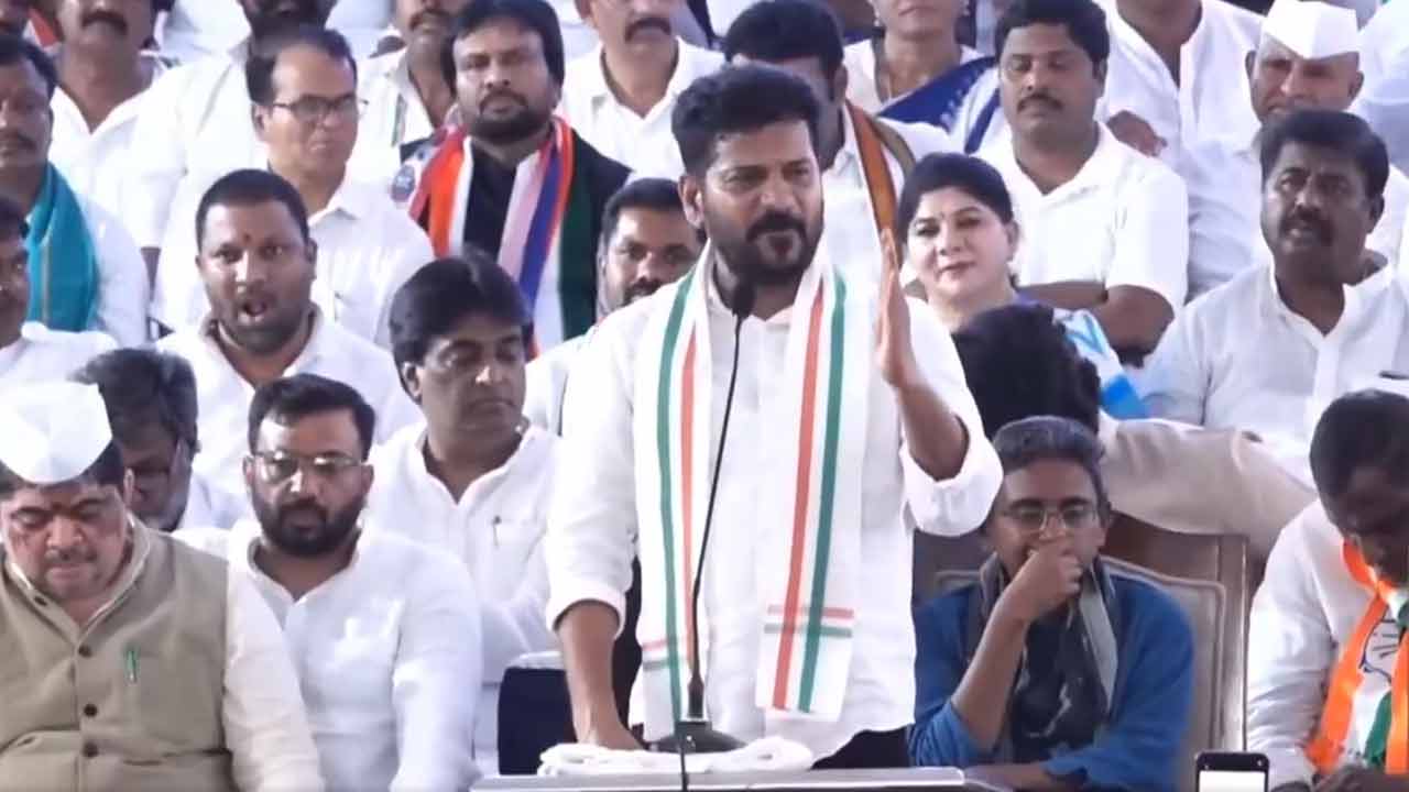 Revanth Reddy | 42 శాతం రిజర్వేషన్లు ఆమోదిస్తారా? గద్దె దింపాలా? : ముఖ్యమంత్రి రేవంత్ రెడ్డి Revanth Reddy | 42 శాతం రిజర్వేషన్లు ఆమోదిస్తారా? గద్దె దింపాలా? : ముఖ్యమంత్రి రేవంత్ రెడ్డి