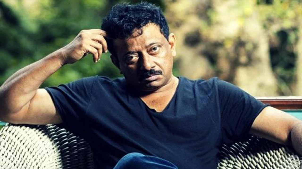RGV Sensational Tweet : వీధి కుక్కల అంశంపై రాంగోపాల్ వర్మ సంచలన ట్వీట్ RGV Sensational Tweet : వీధి కుక్కల అంశంపై రాంగోపాల్ వర్మ సంచలన ట్వీట్