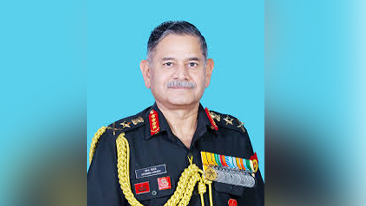 Army Chief Gen Dwivedi : ఆపరేషన్ సింధూర్ మూడు రోజుల్లో ముగియలేదు:ఆర్మీ చీఫ్ ఉపేంద్ర ద్వివేది Army Chief Gen Dwivedi : ఆపరేషన్ సింధూర్ మూడు రోజుల్లో ముగియలేదు:ఆర్మీ చీఫ్ ఉపేంద్ర ద్వివేది