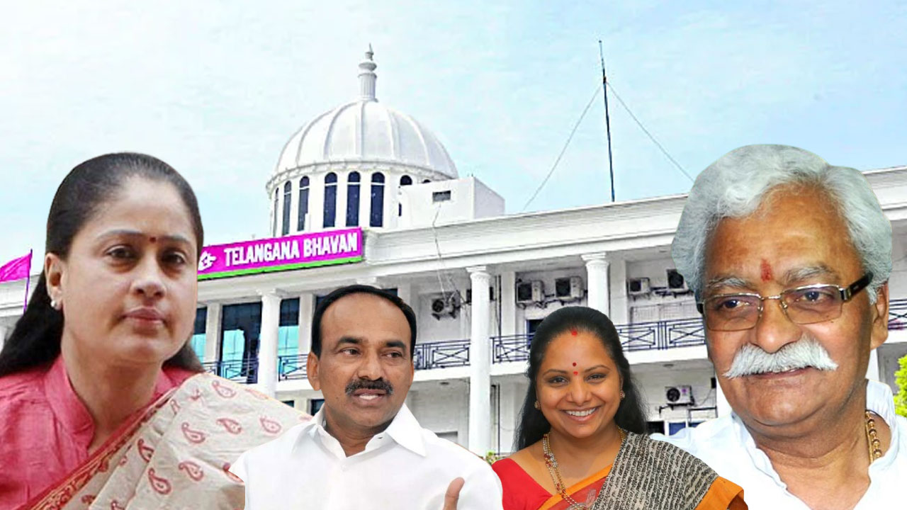 BRS Suspensions | బీఆర్ఎస్లో సంచలనాత్మక సస్పెన్షన్లు: అప్పట్లో నరేంద్ర, విజయశాంతి… నేడు కవిత BRS Suspensions | బీఆర్ఎస్లో సంచలనాత్మక సస్పెన్షన్లు: అప్పట్లో నరేంద్ర, విజయశాంతి… నేడు కవిత