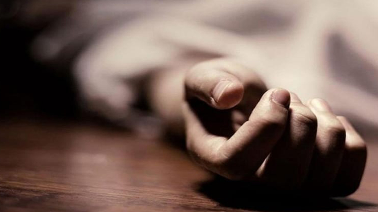 Hanamkonda : వామ్అప్ చేస్తూ పదోతరగతి విద్యార్థి మృతి Hanamkonda : వామ్అప్ చేస్తూ పదోతరగతి విద్యార్థి మృతి