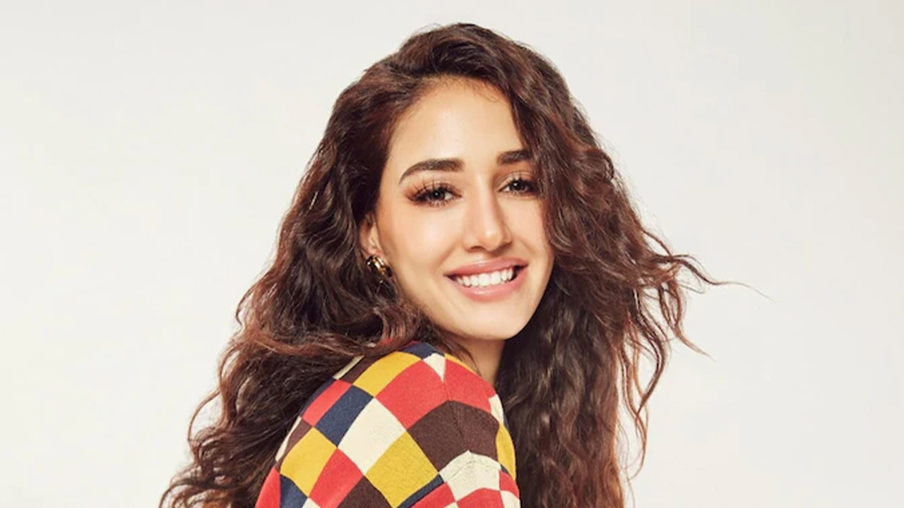 Firing Outside Disha Patani’s House : బాలీవుడ్ నటి దిశా పటానీ ఇంటిపై కాల్పులు