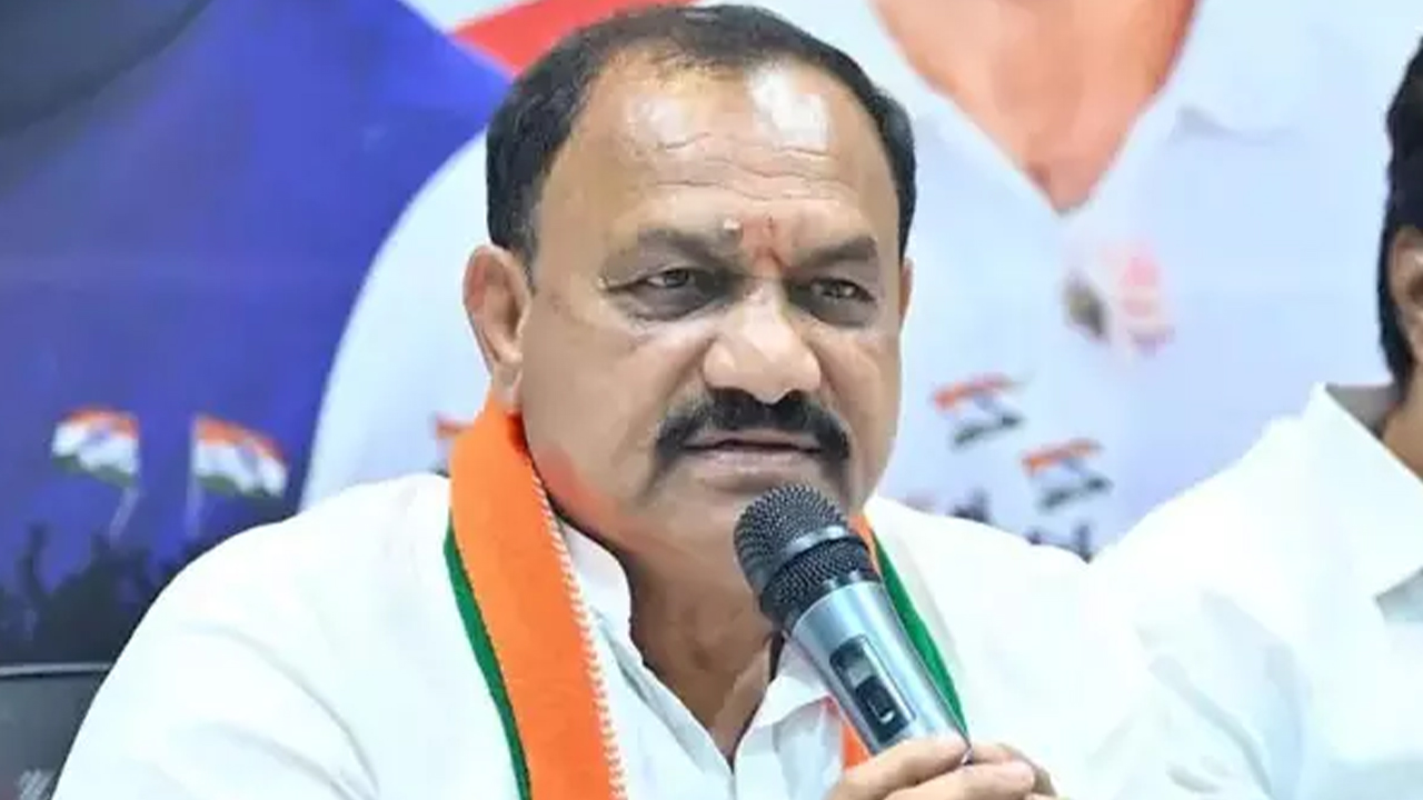 Tpcc Chief | కేసీఆర్ ను ఉద్యమ నాయకుడిగా గౌరవిస్తాం : పీసీసీ చీఫ్ మహేశ్ గౌడ్ Tpcc Chief | కేసీఆర్ ను ఉద్యమ నాయకుడిగా గౌరవిస్తాం : పీసీసీ చీఫ్ మహేశ్ గౌడ్